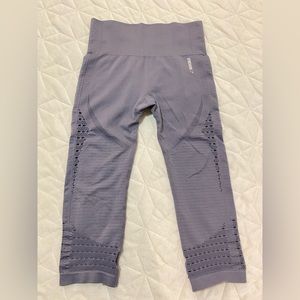 Gymshark Activewear Cropped Leggings Women's Compression Capri size medium gray